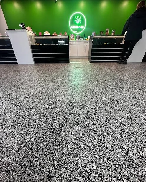 Graphite decorative flake commercial floor